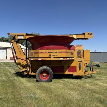 2022 HayBuster H1135
