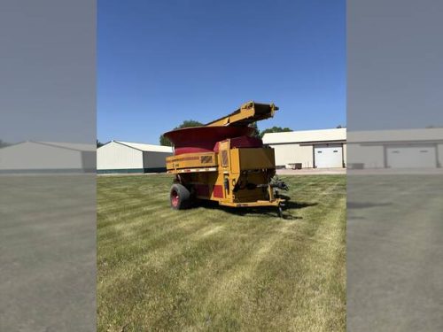2022 HayBuster H1135 - Image 13