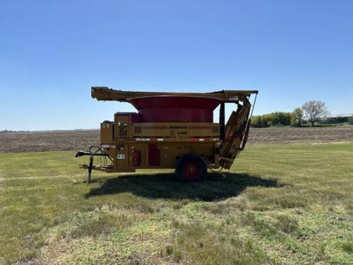 2022 HayBuster H1135 - Image 19