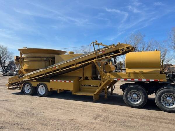 2001 Mighty Giant 4002